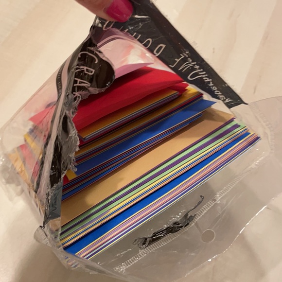 Baby & Toddler Scrapbook Ideas Book with loose paper bundle - Picture 8 of 13